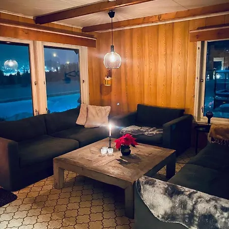 Holiday home Koselig Og Sentral Hytte Midt I *